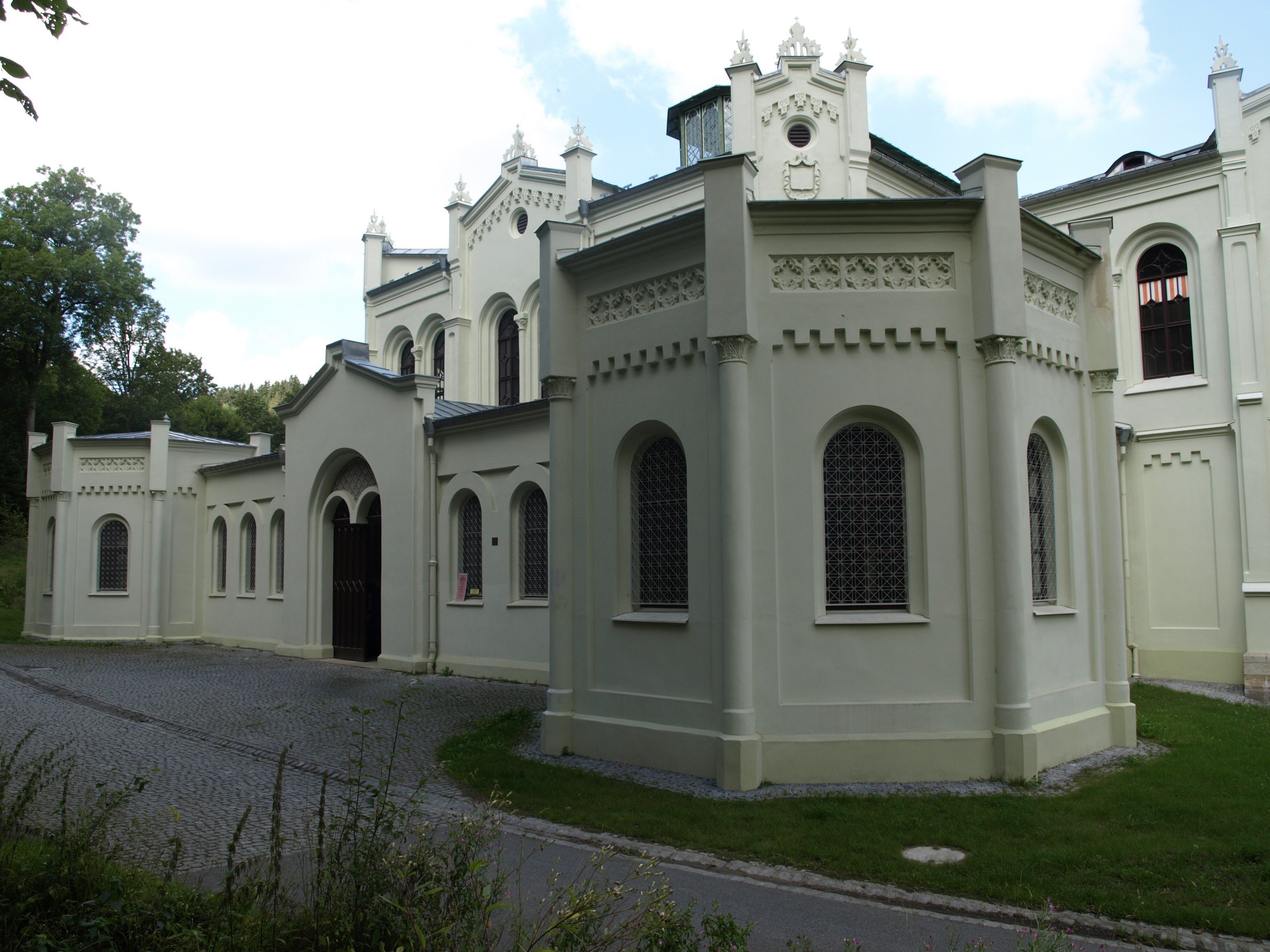 Podporovatel 1